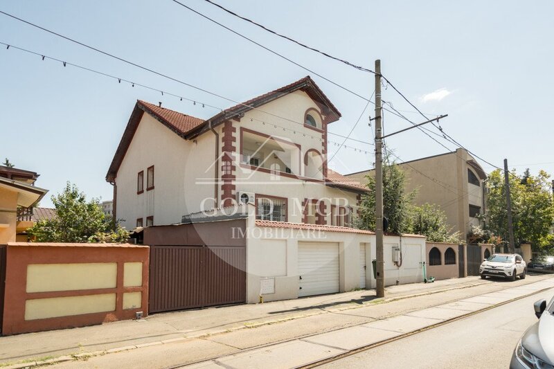 1 Mai- Chibrit- Vila pentru doua familii