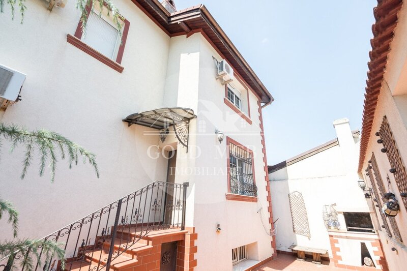 1 Mai- Chibrit- Vila pentru doua familii